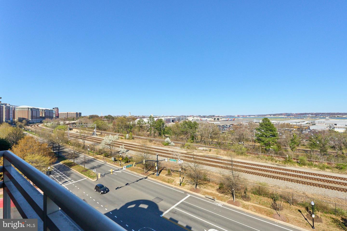 3650 S GLEBE RD #652, ARLINGTON, Virginia 22202, 2 Bedrooms Bedrooms, ,2 BathroomsBathrooms,Residential,For sale,3650 S GLEBE RD #652,VAAR2056790 MLS # VAAR2056790