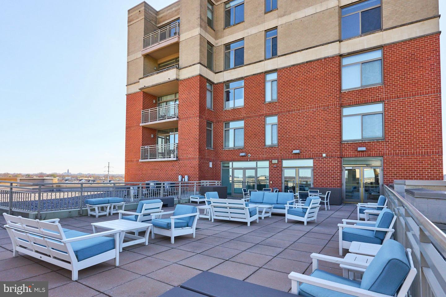 3650 S GLEBE RD #652, ARLINGTON, Virginia 22202, 2 Bedrooms Bedrooms, ,2 BathroomsBathrooms,Residential,For sale,3650 S GLEBE RD #652,VAAR2056790 MLS # VAAR2056790