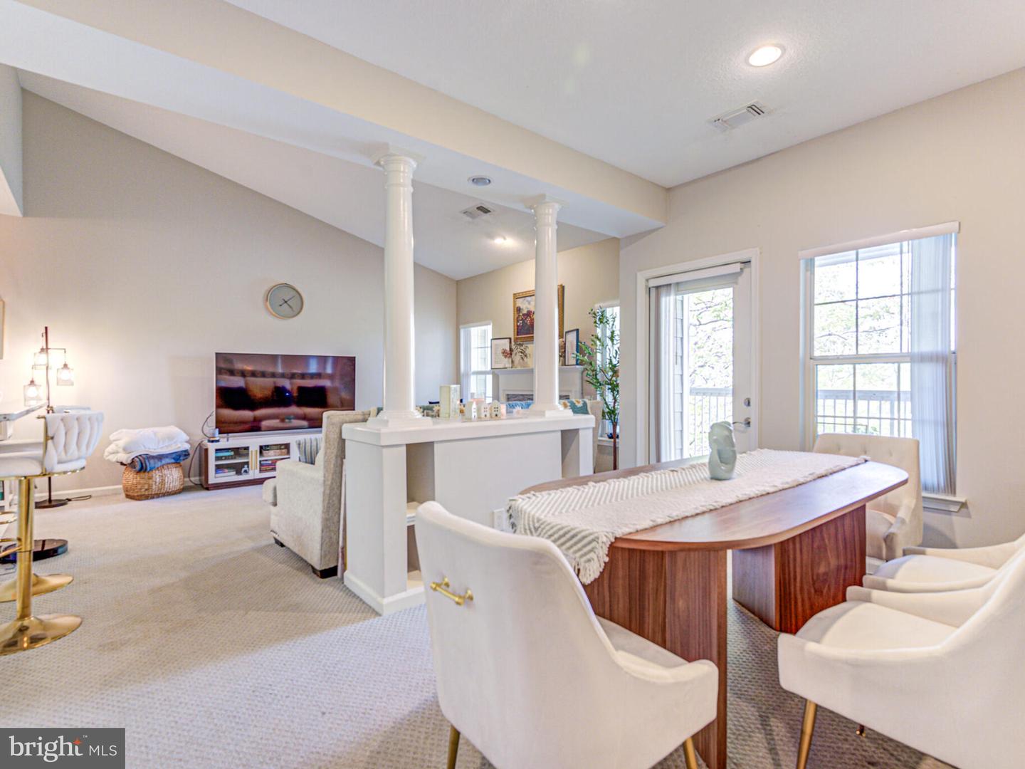 1720 LAKE SHORE CREST DR #35, RESTON, Virginia 20190, 2 Bedrooms Bedrooms, ,2 BathroomsBathrooms,Residential,For sale,1720 LAKE SHORE CREST DR #35,VAFX2237816 MLS # VAFX2237816