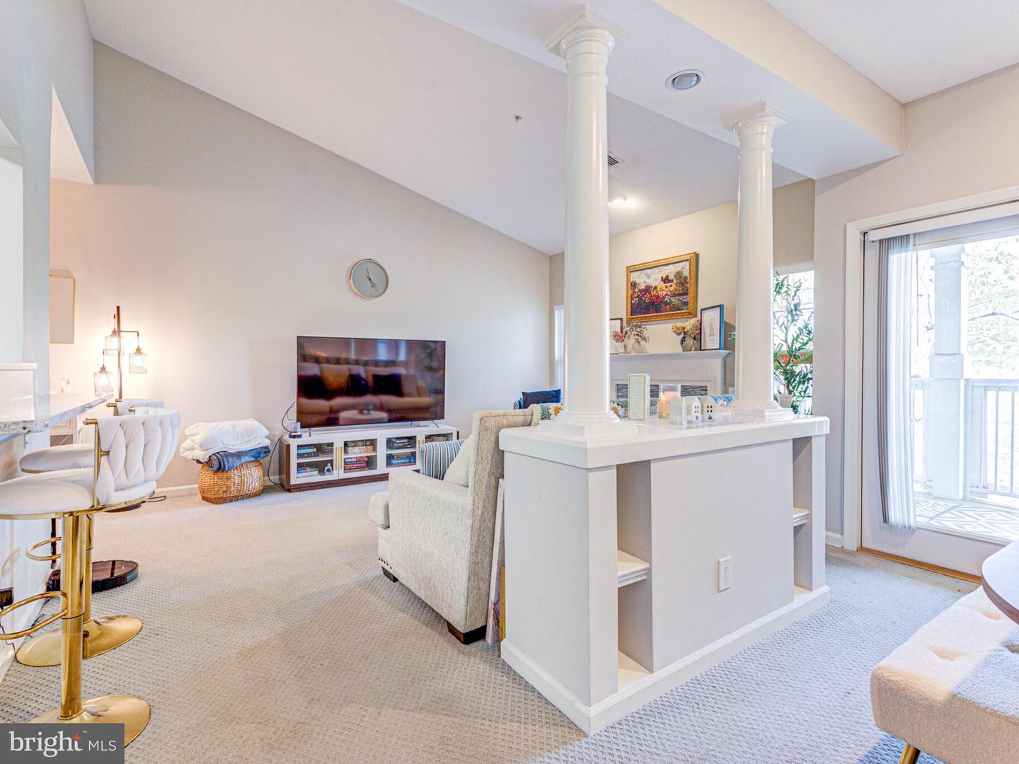 1720 LAKE SHORE CREST DR #35, RESTON, Virginia 20190, 2 Bedrooms Bedrooms, ,2 BathroomsBathrooms,Residential,For sale,1720 LAKE SHORE CREST DR #35,VAFX2237816 MLS # VAFX2237816