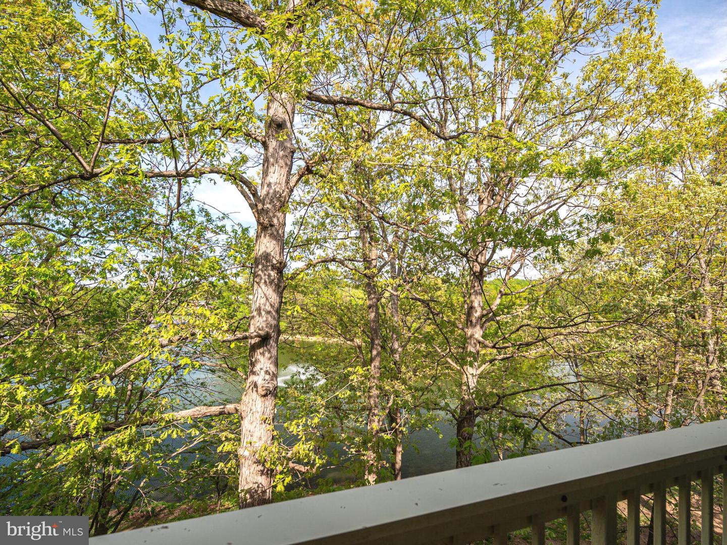 1720 LAKE SHORE CREST DR #35, RESTON, Virginia 20190, 2 Bedrooms Bedrooms, ,2 BathroomsBathrooms,Residential,For sale,1720 LAKE SHORE CREST DR #35,VAFX2237816 MLS # VAFX2237816