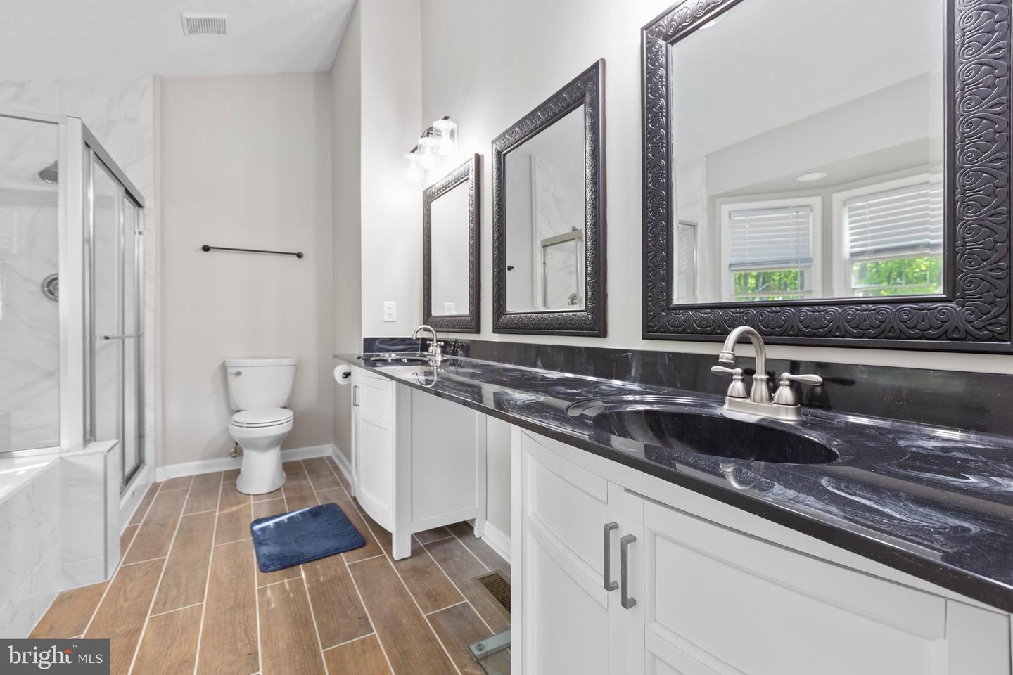8 RIDGE POINTE LN, FREDERICKSBURG, Virginia 22405, 3 Bedrooms Bedrooms, ,2 BathroomsBathrooms,Residential,For sale,8 RIDGE POINTE LN,VAST2038372 MLS # VAST2038372