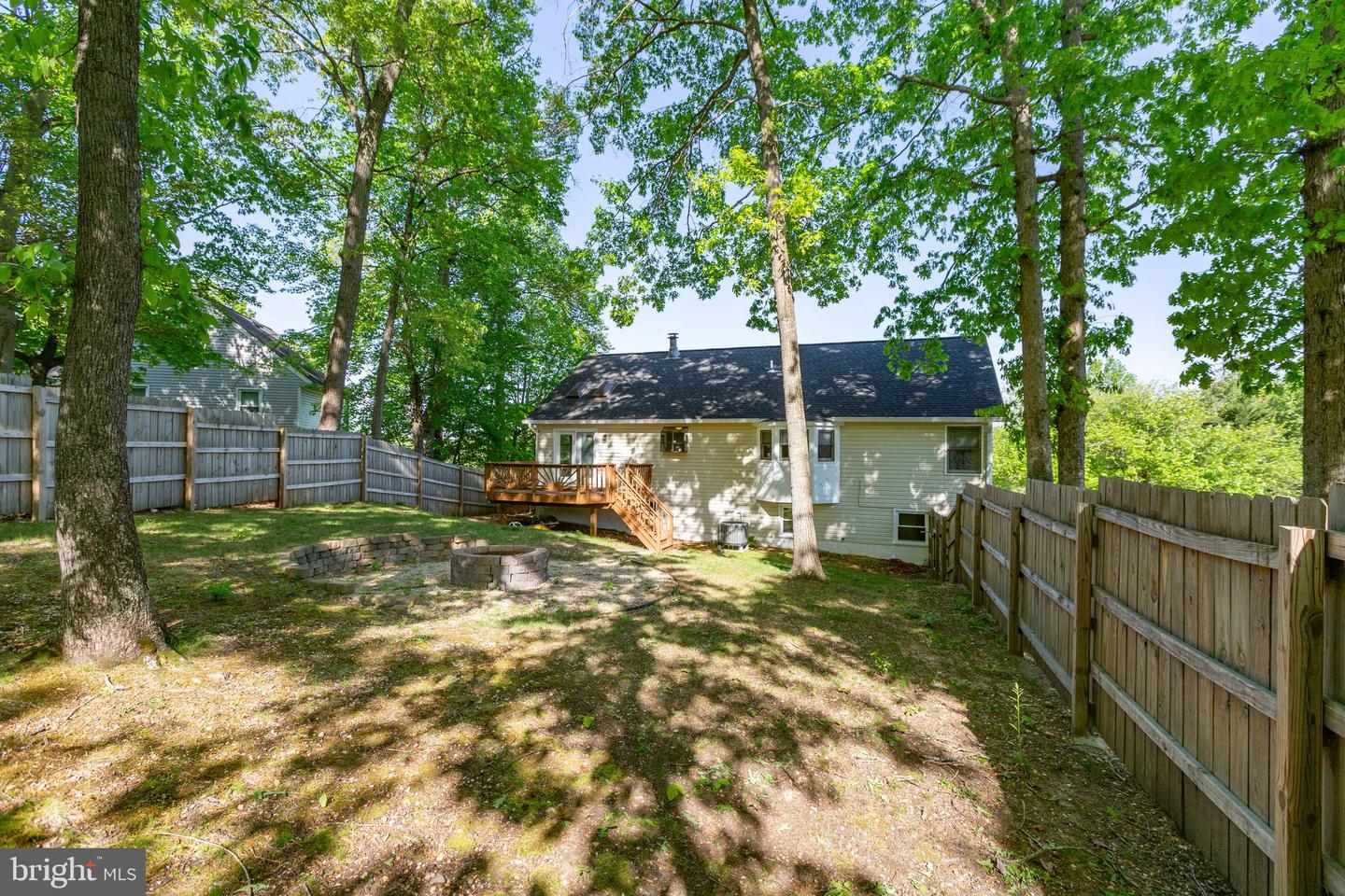 8 RIDGE POINTE LN, FREDERICKSBURG, Virginia 22405, 3 Bedrooms Bedrooms, ,2 BathroomsBathrooms,Residential,For sale,8 RIDGE POINTE LN,VAST2038372 MLS # VAST2038372