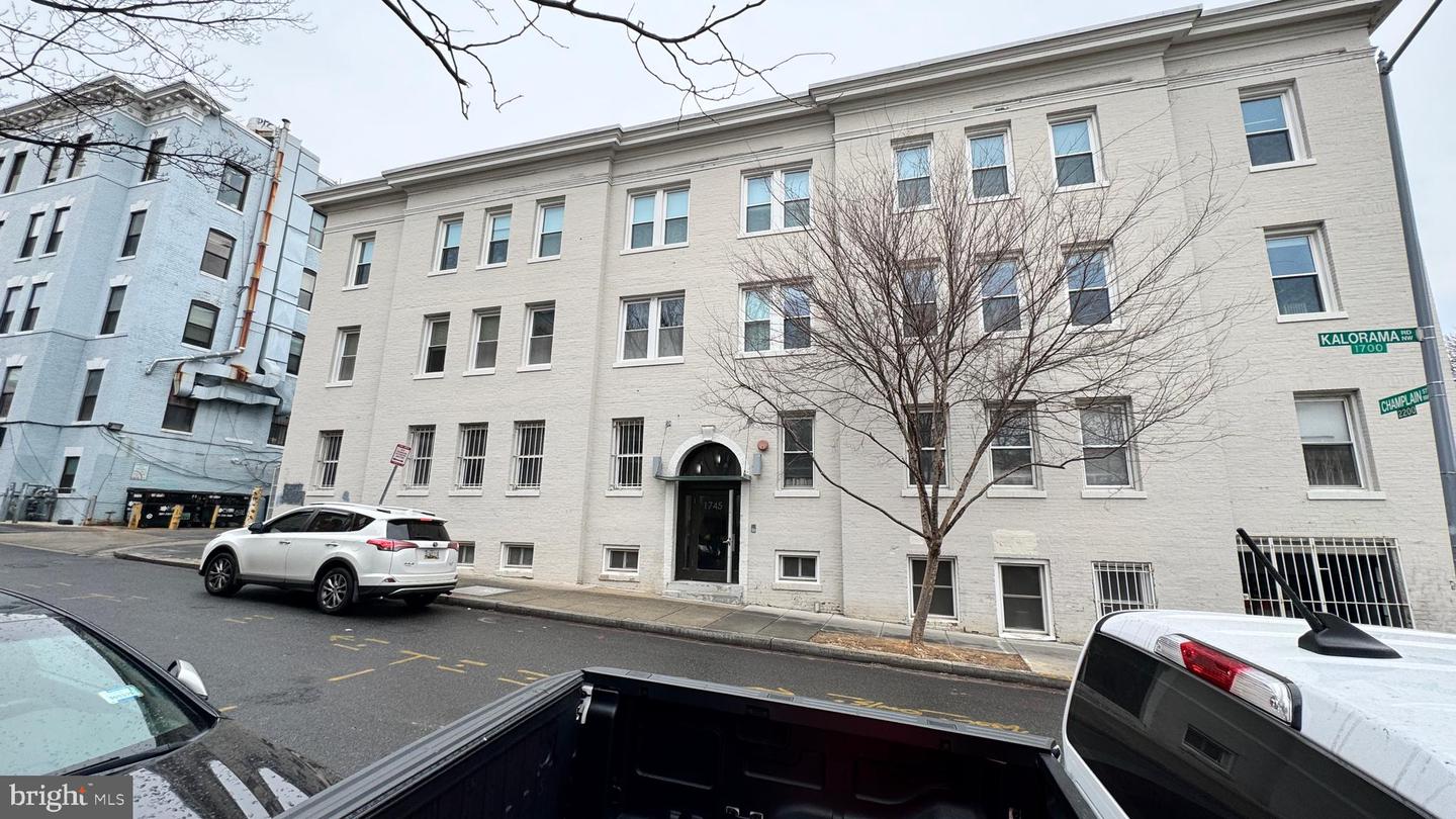1745 KALORAMA RD NW #101, WASHINGTON, District Of Columbia 20009, ,Residential,For sale,1745 KALORAMA RD NW #101,DCDC2198222 MLS # DCDC2198222