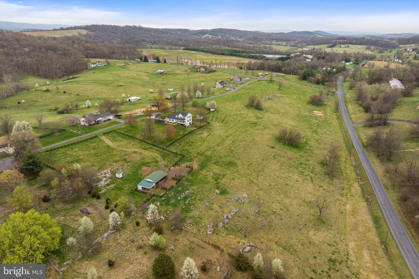 17150 TIMBERVIEW DR, TIMBERVILLE, Virginia 22853, 4 Bedrooms Bedrooms, ,4 BathroomsBathrooms,Residential,For sale,17150 TIMBERVIEW DR,VARO2002256 MLS # VARO2002256