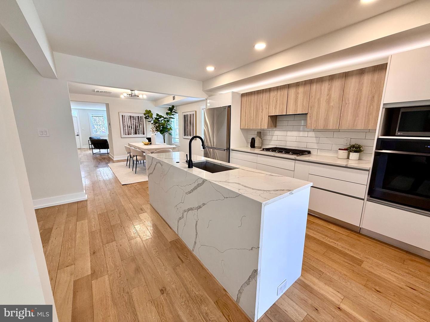 310 S ALFRED ST, ALEXANDRIA, Virginia 22314, 4 Bedrooms Bedrooms, ,3 BathroomsBathrooms,Residential,For sale,310 S ALFRED ST,VAAX2044786 MLS # VAAX2044786