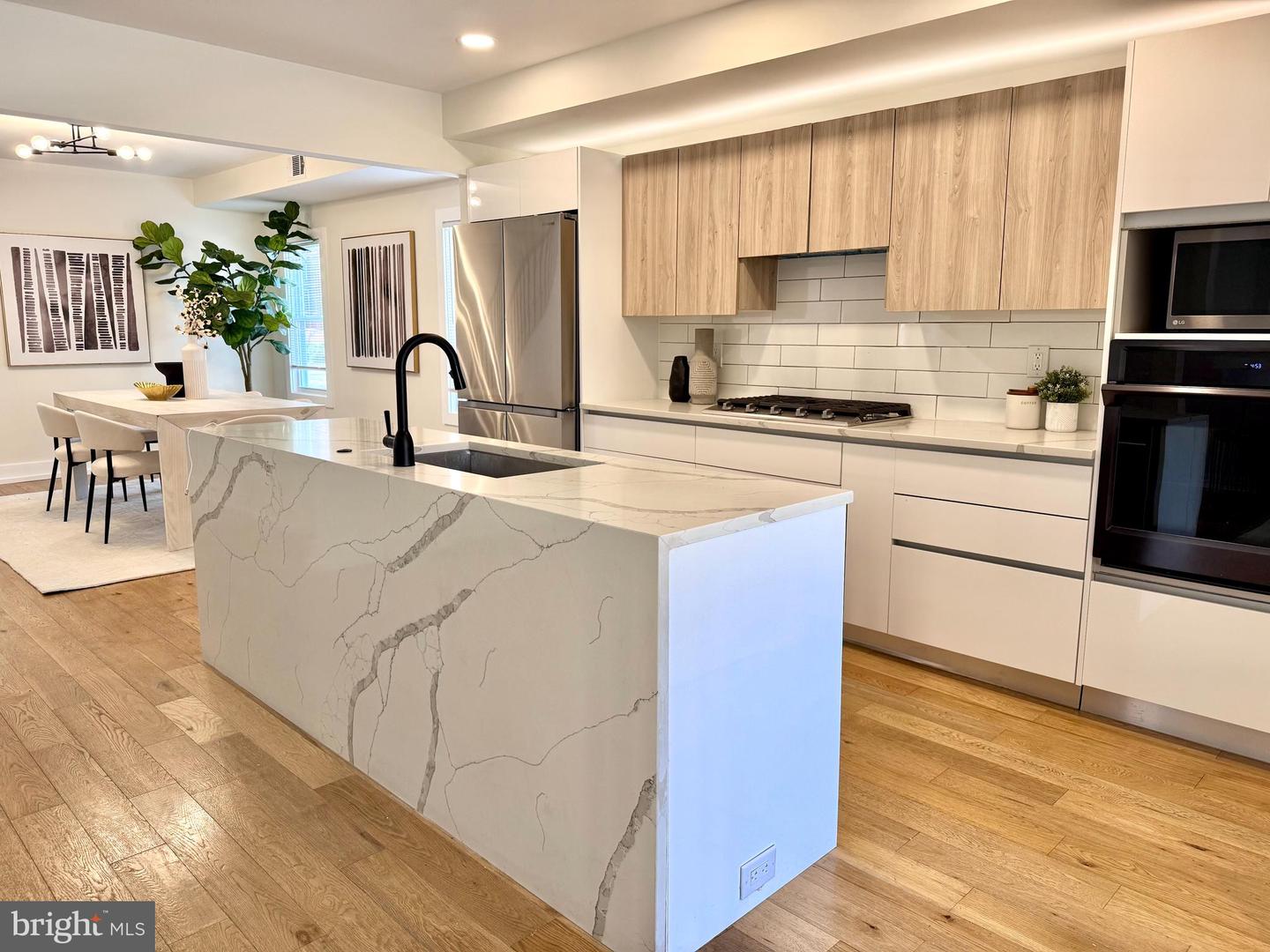 310 S ALFRED ST, ALEXANDRIA, Virginia 22314, 4 Bedrooms Bedrooms, ,3 BathroomsBathrooms,Residential,For sale,310 S ALFRED ST,VAAX2044786 MLS # VAAX2044786