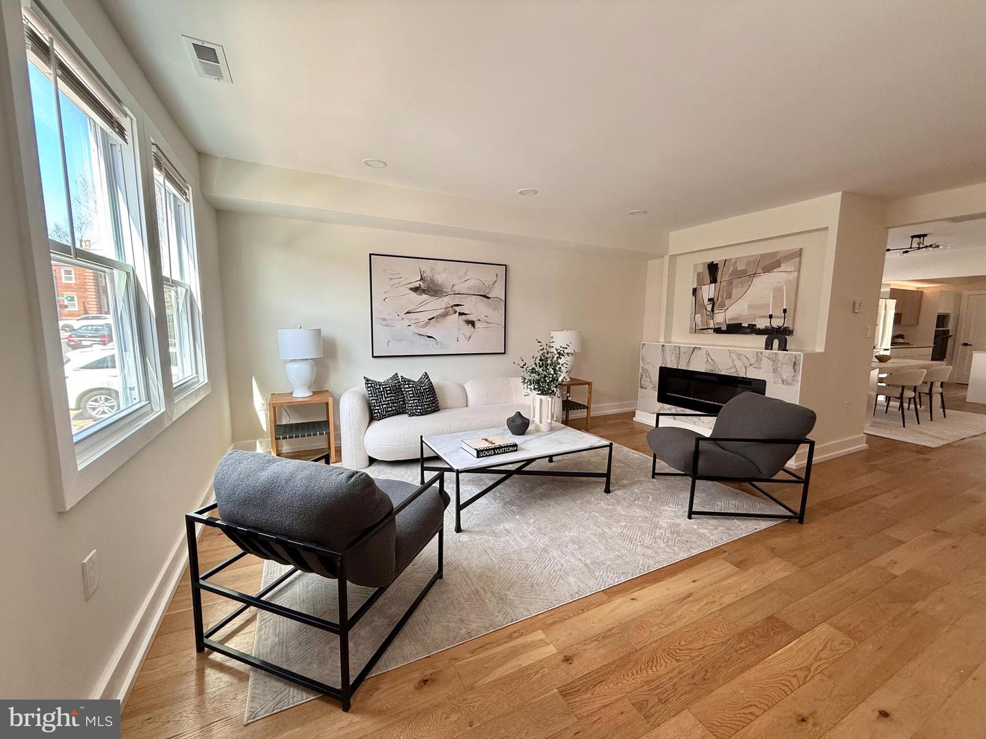 310 S ALFRED ST, ALEXANDRIA, Virginia 22314, 4 Bedrooms Bedrooms, ,3 BathroomsBathrooms,Residential,For sale,310 S ALFRED ST,VAAX2044786 MLS # VAAX2044786