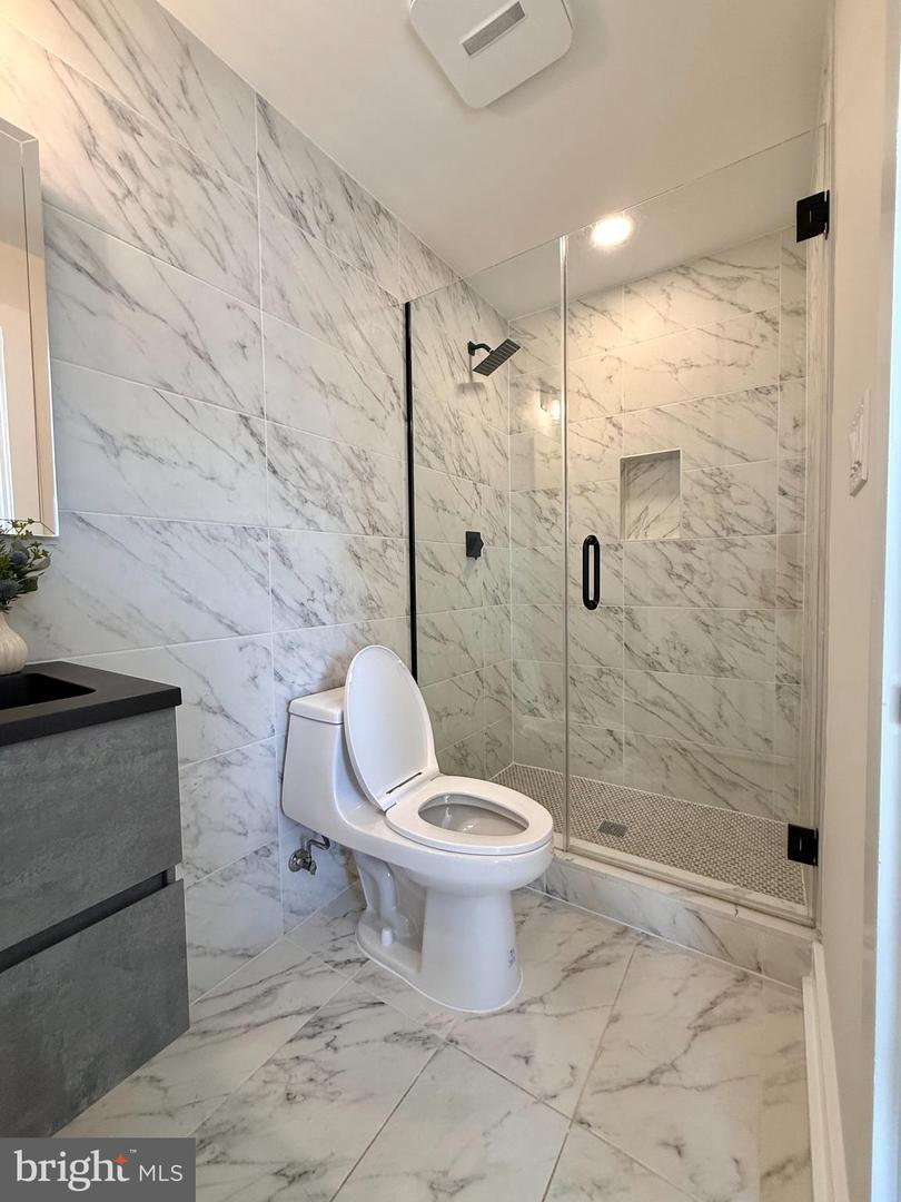 310 S ALFRED ST, ALEXANDRIA, Virginia 22314, 4 Bedrooms Bedrooms, ,3 BathroomsBathrooms,Residential,For sale,310 S ALFRED ST,VAAX2044786 MLS # VAAX2044786