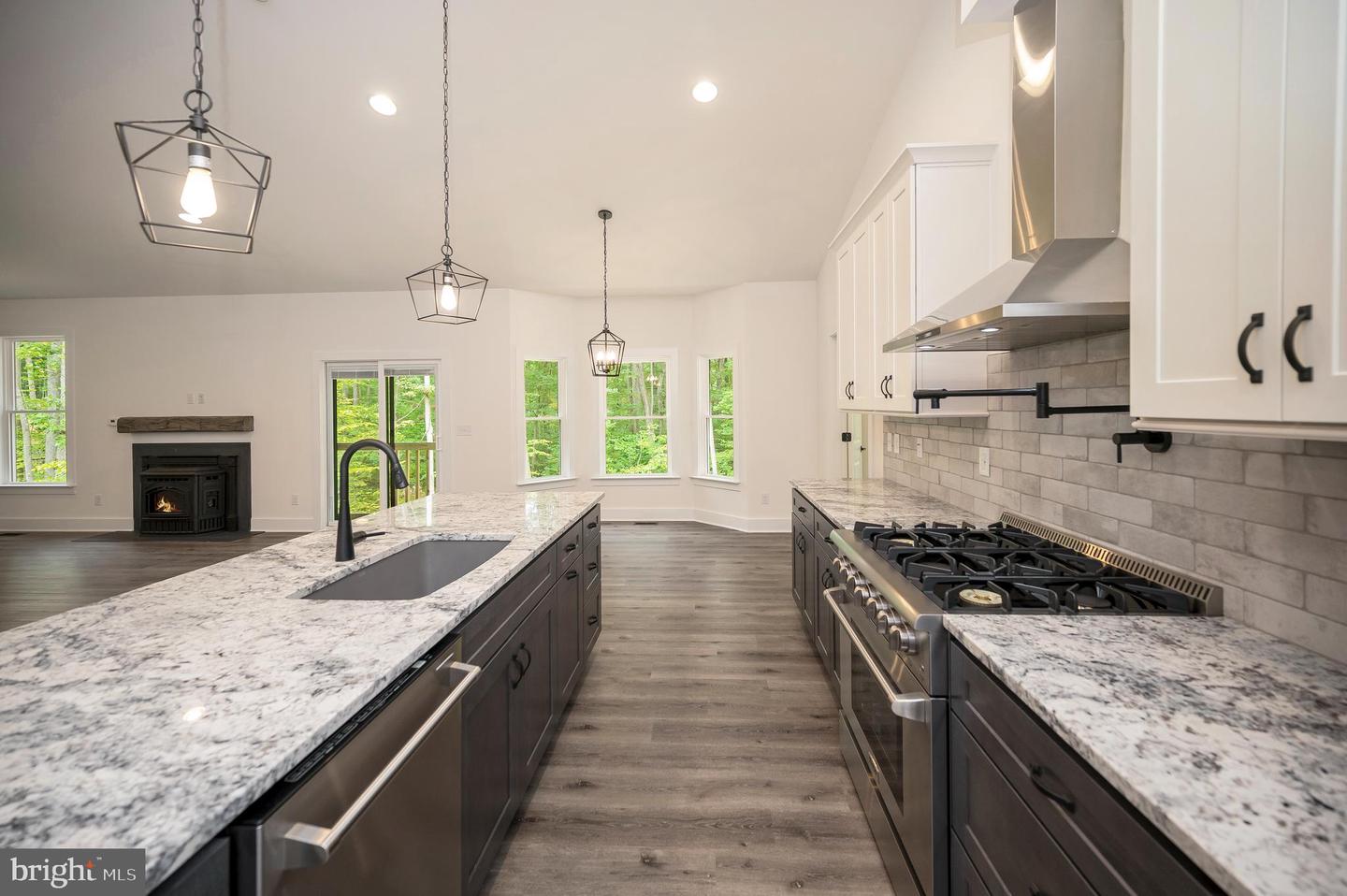 9343 TROY DR, NOKESVILLE, Virginia 20181, 4 Bedrooms Bedrooms, ,3 BathroomsBathrooms,Residential,For sale,9343 TROY DR,VAPW2093530 MLS # VAPW2093530