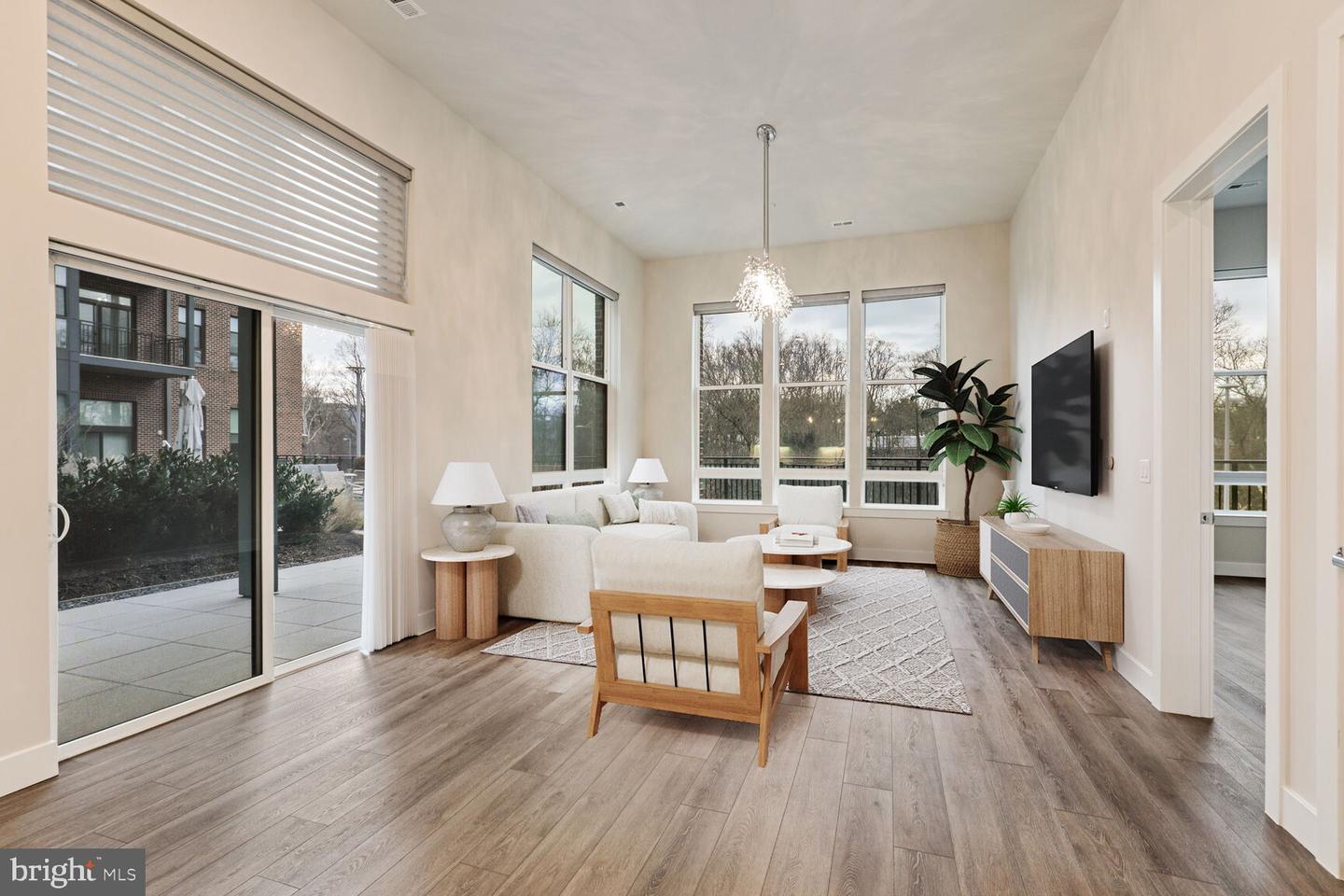 1761 OLD MEADOW RD #104, MCLEAN, Virginia 22102, 2 Bedrooms Bedrooms, ,2 BathroomsBathrooms,Residential,For sale,1761 OLD MEADOW RD #104,VAFX2237774 MLS # VAFX2237774