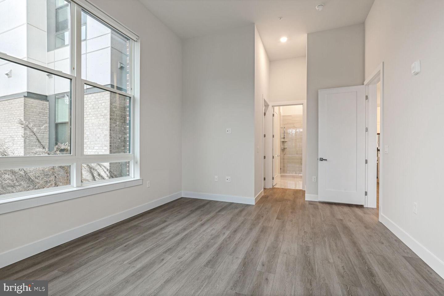 1761 OLD MEADOW RD #104, MCLEAN, Virginia 22102, 2 Bedrooms Bedrooms, ,2 BathroomsBathrooms,Residential,For sale,1761 OLD MEADOW RD #104,VAFX2237774 MLS # VAFX2237774