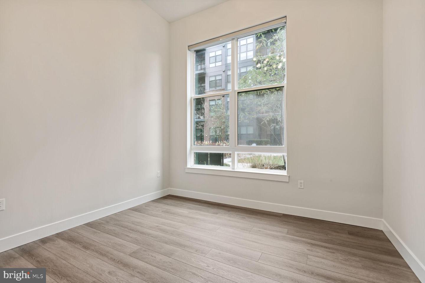 1761 OLD MEADOW RD #104, MCLEAN, Virginia 22102, 2 Bedrooms Bedrooms, ,2 BathroomsBathrooms,Residential,For sale,1761 OLD MEADOW RD #104,VAFX2237774 MLS # VAFX2237774