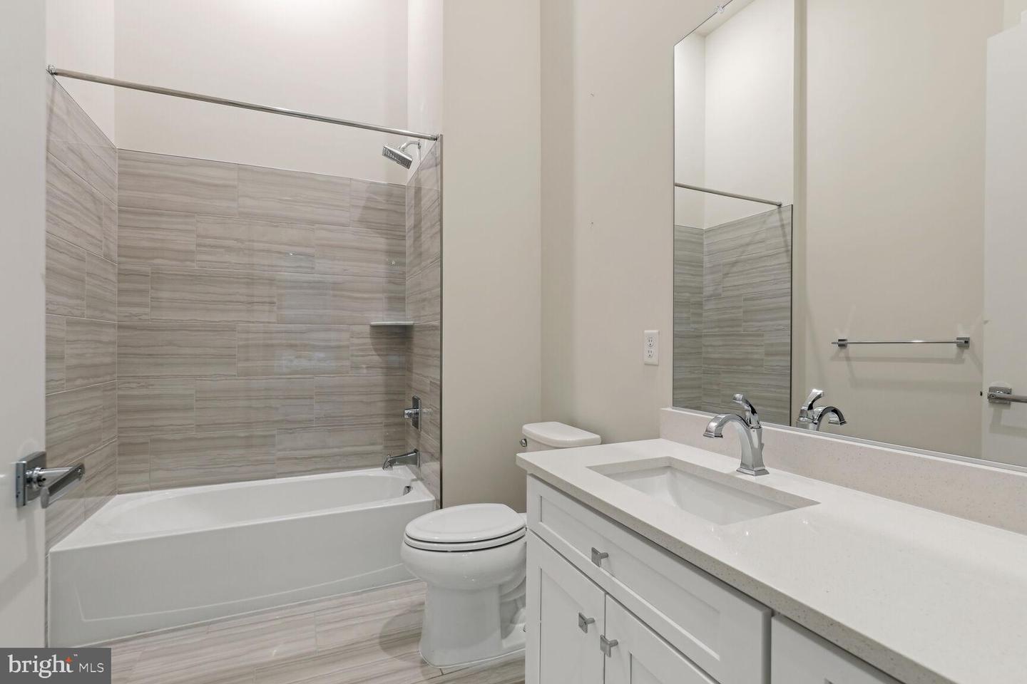 1761 OLD MEADOW RD #104, MCLEAN, Virginia 22102, 2 Bedrooms Bedrooms, ,2 BathroomsBathrooms,Residential,For sale,1761 OLD MEADOW RD #104,VAFX2237774 MLS # VAFX2237774