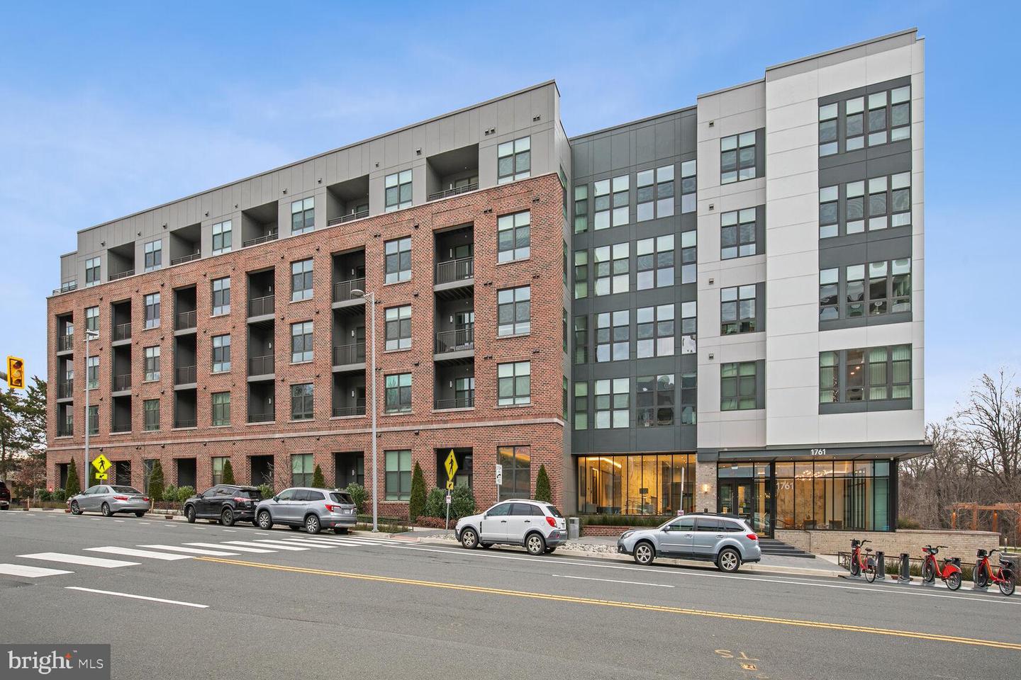 1761 OLD MEADOW RD #104, MCLEAN, Virginia 22102, 2 Bedrooms Bedrooms, ,2 BathroomsBathrooms,Residential,For sale,1761 OLD MEADOW RD #104,VAFX2237774 MLS # VAFX2237774