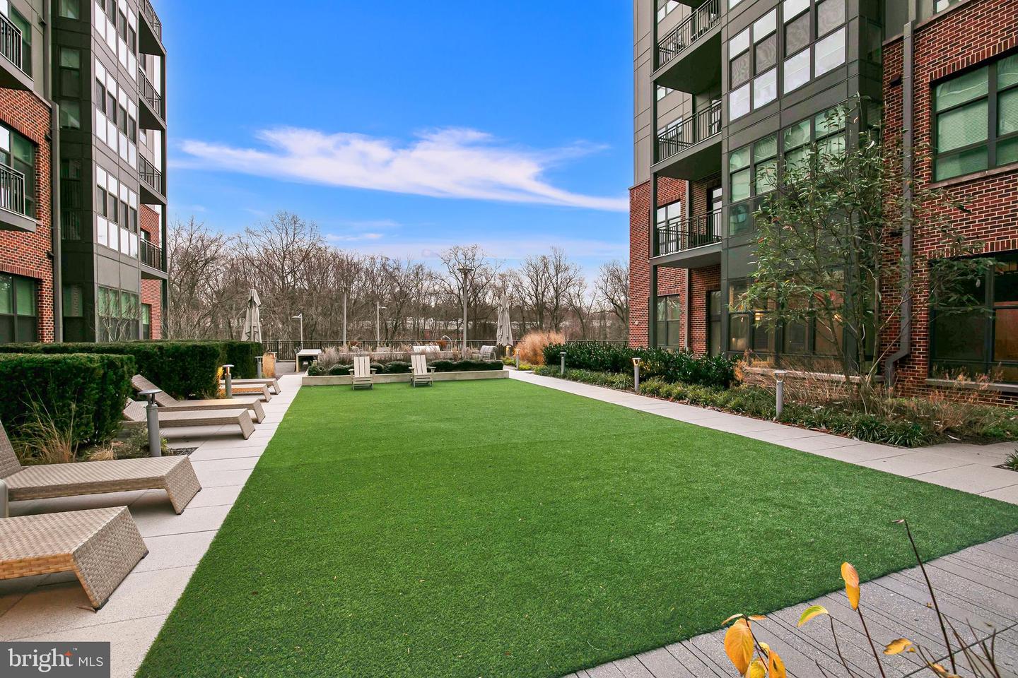 1761 OLD MEADOW RD #104, MCLEAN, Virginia 22102, 2 Bedrooms Bedrooms, ,2 BathroomsBathrooms,Residential,For sale,1761 OLD MEADOW RD #104,VAFX2237774 MLS # VAFX2237774