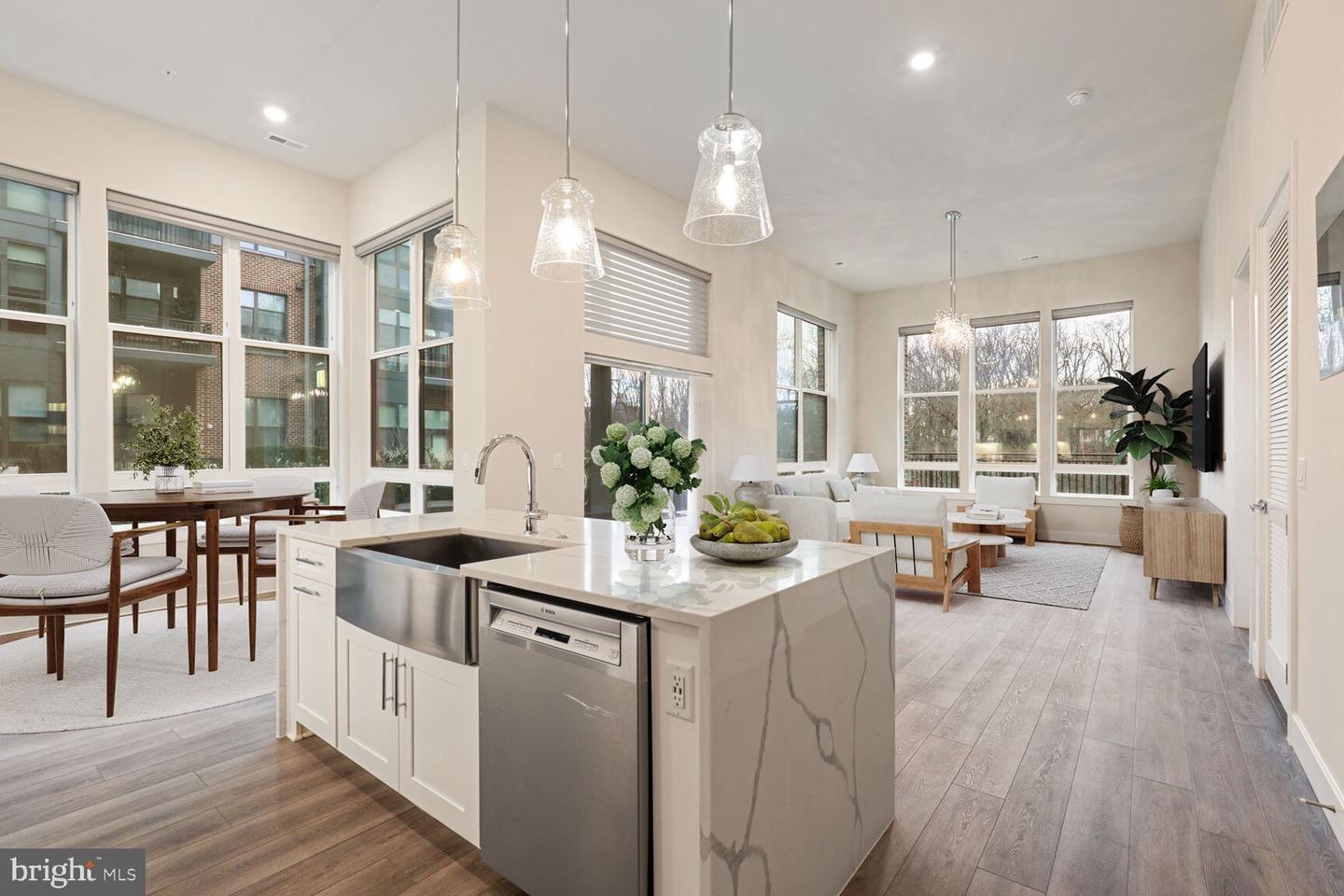 1761 OLD MEADOW RD #104, MCLEAN, Virginia 22102, 2 Bedrooms Bedrooms, ,2 BathroomsBathrooms,Residential,For sale,1761 OLD MEADOW RD #104,VAFX2237774 MLS # VAFX2237774