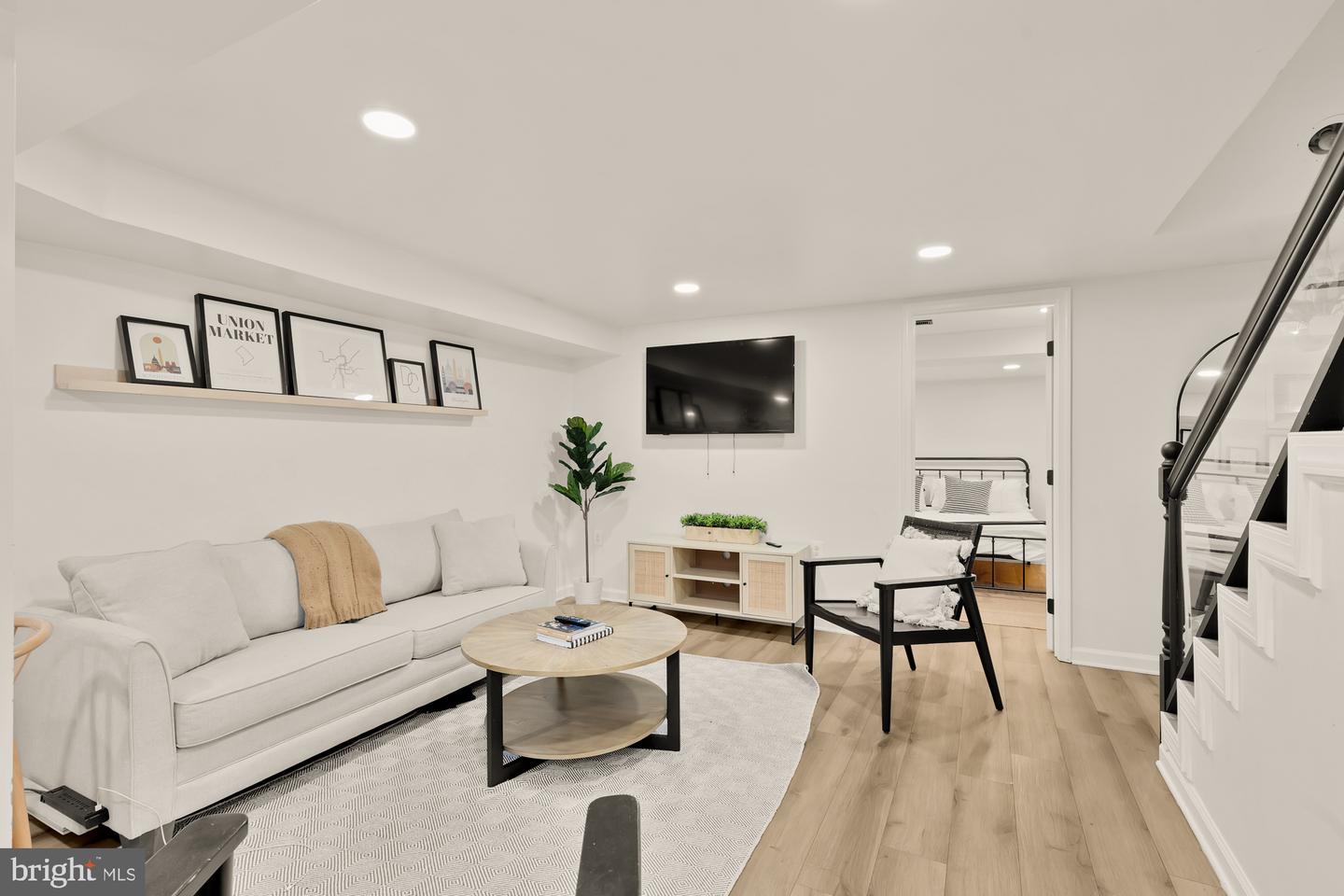 1419 DOWNING ST NE, WASHINGTON, District Of Columbia 20018, 4 Bedrooms Bedrooms, ,2 BathroomsBathrooms,Residential,For sale,1419 DOWNING ST NE,DCDC2198282 MLS # DCDC2198282