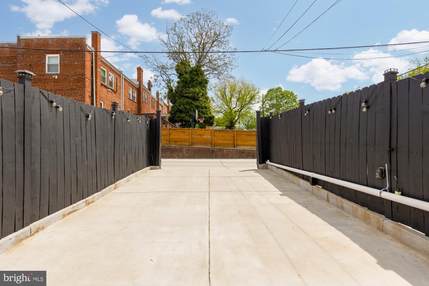 1419 DOWNING ST NE, WASHINGTON, District Of Columbia 20018, 4 Bedrooms Bedrooms, ,2 BathroomsBathrooms,Residential,For sale,1419 DOWNING ST NE,DCDC2198282 MLS # DCDC2198282