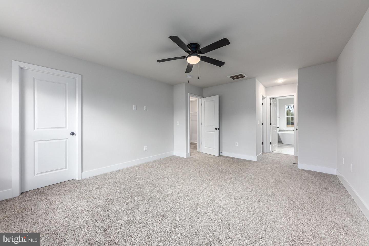 22 CLYDESDALE RD, FREDERICKSBURG, Virginia 22405, 5 Bedrooms Bedrooms, ,3 BathroomsBathrooms,Residential,For sale,22 CLYDESDALE RD,VAST2038386 MLS # VAST2038386