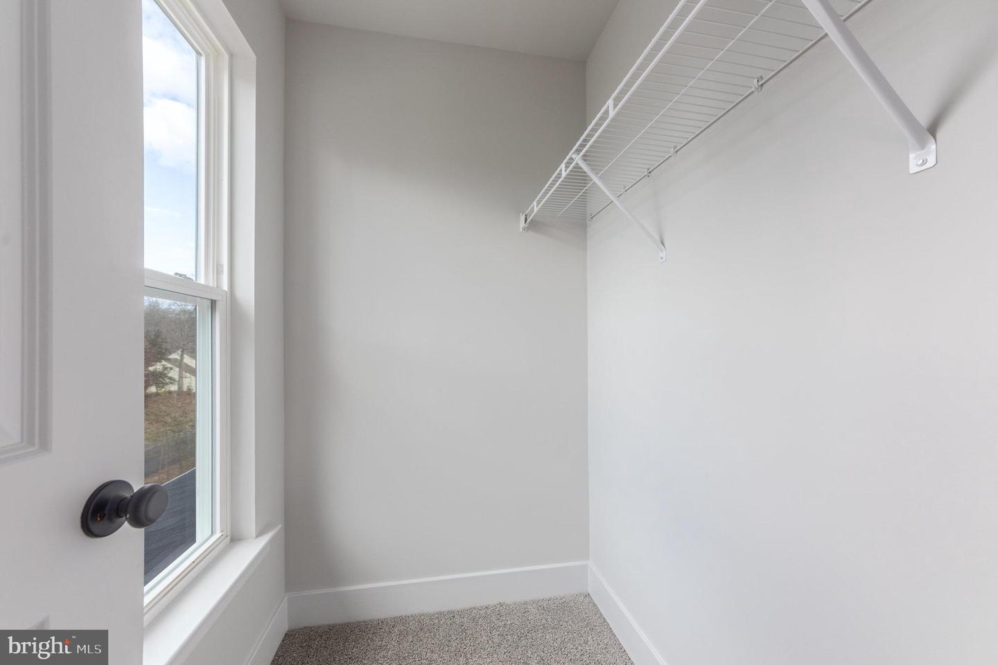 22 CLYDESDALE RD, FREDERICKSBURG, Virginia 22405, 5 Bedrooms Bedrooms, ,3 BathroomsBathrooms,Residential,For sale,22 CLYDESDALE RD,VAST2038386 MLS # VAST2038386