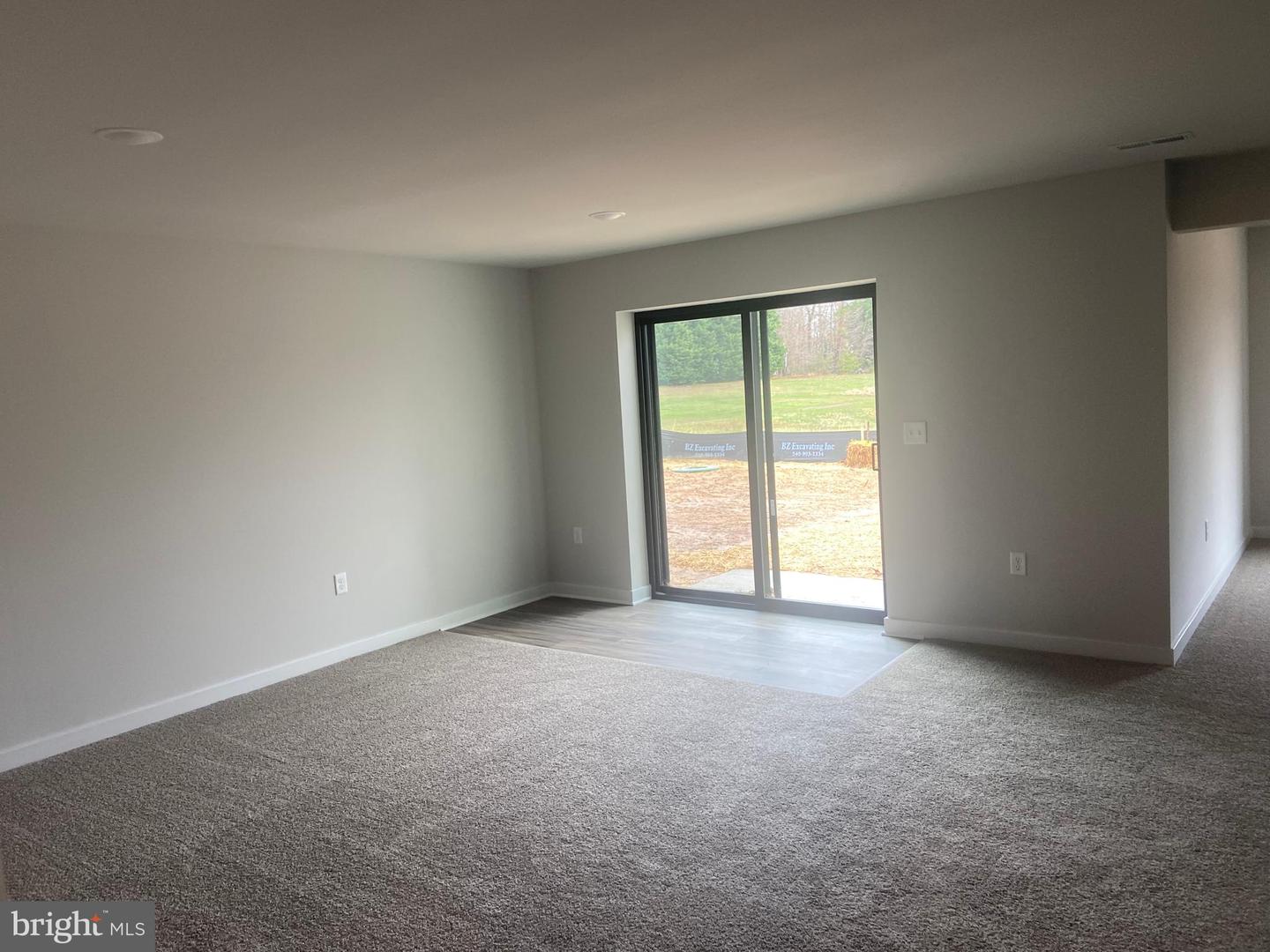 22 CLYDESDALE RD, FREDERICKSBURG, Virginia 22405, 5 Bedrooms Bedrooms, ,3 BathroomsBathrooms,Residential,For sale,22 CLYDESDALE RD,VAST2038386 MLS # VAST2038386