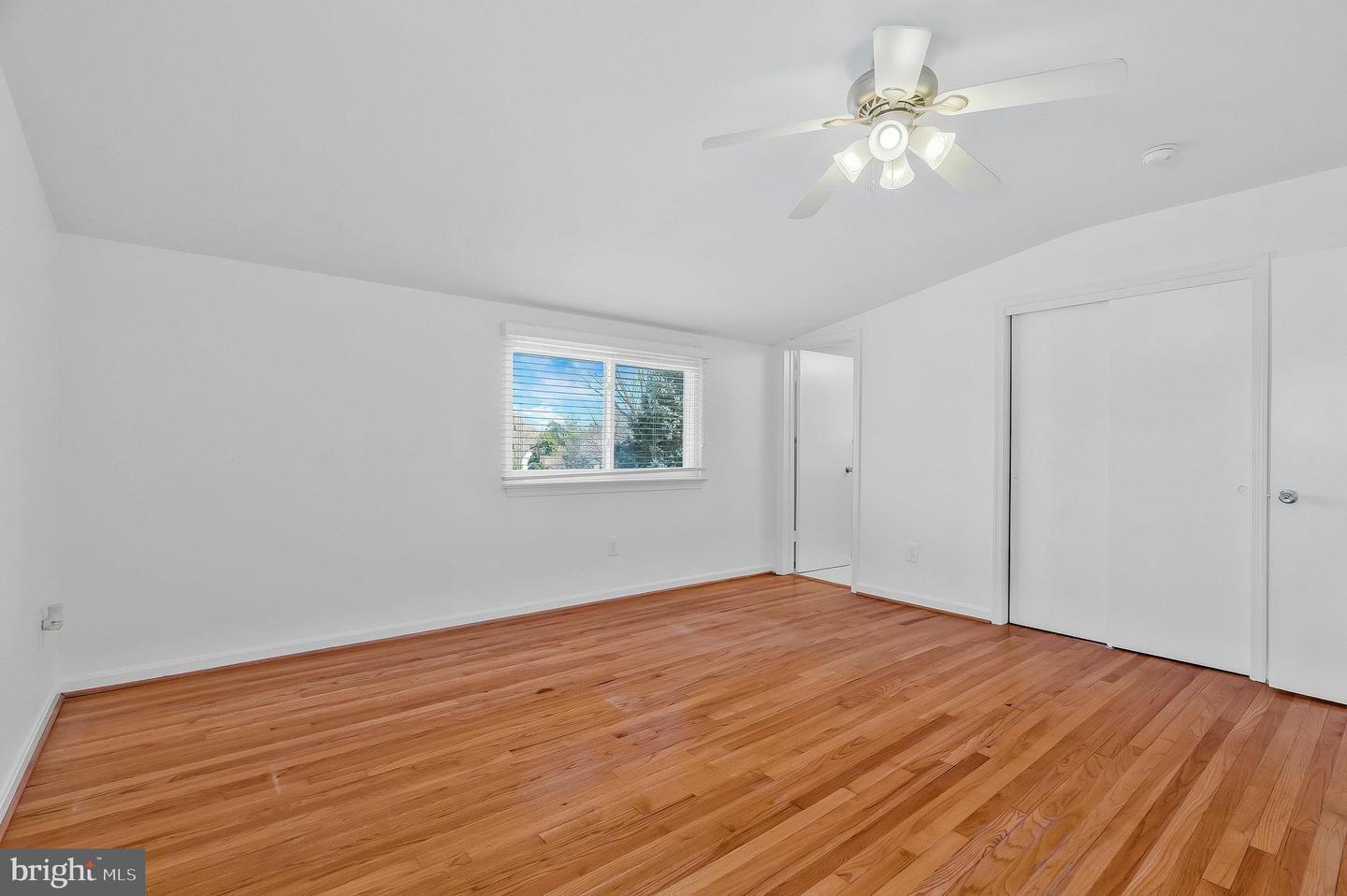 2801 W OX RD, HERNDON, Virginia 20171, 6 Bedrooms Bedrooms, ,4 BathroomsBathrooms,Residential,For sale,2801 W OX RD,VAFX2237826 MLS # VAFX2237826