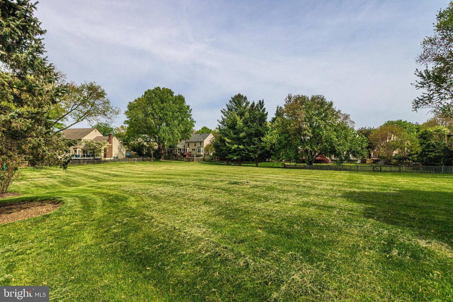 2801 W OX RD, HERNDON, Virginia 20171, 6 Bedrooms Bedrooms, ,4 BathroomsBathrooms,Residential,For sale,2801 W OX RD,VAFX2237826 MLS # VAFX2237826