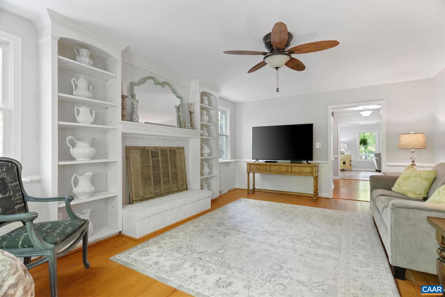 3000 COVE LN, CHARLOTTESVILLE, Virginia 22911, 4 Bedrooms Bedrooms, ,2 BathroomsBathrooms,Residential,For sale,3000 COVE LN,663916 MLS # 663916