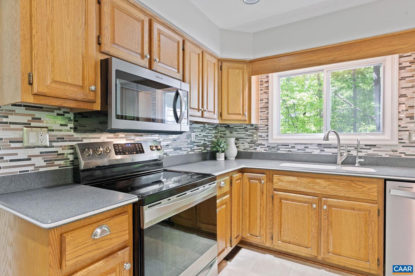 3000 COVE LN, CHARLOTTESVILLE, Virginia 22911, 4 Bedrooms Bedrooms, ,2 BathroomsBathrooms,Residential,For sale,3000 COVE LN,663916 MLS # 663916