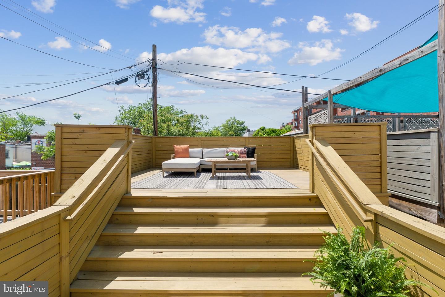 321 L ST NE, WASHINGTON, District Of Columbia 20002, 6 Bedrooms Bedrooms, ,4 BathroomsBathrooms,Residential,For sale,321 L ST NE,DCDC2198332 MLS # DCDC2198332