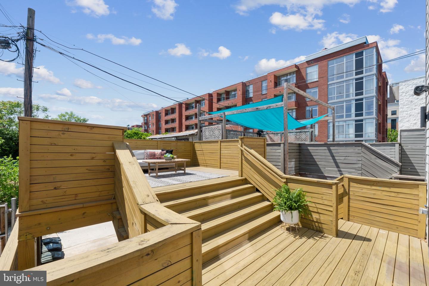 321 L ST NE, WASHINGTON, District Of Columbia 20002, 6 Bedrooms Bedrooms, ,4 BathroomsBathrooms,Residential,For sale,321 L ST NE,DCDC2198332 MLS # DCDC2198332