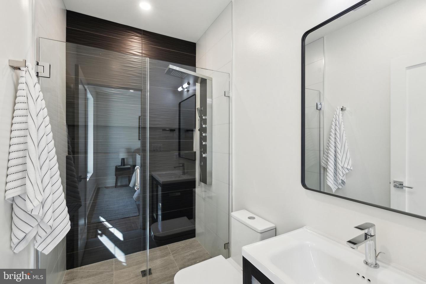 7125 GEORGIA AVENUE NW #2, WASHINGTON, District Of Columbia 20012, 2 Bedrooms Bedrooms, ,2 BathroomsBathrooms,Residential,For sale,7125 GEORGIA AVENUE NW #2,DCDC2198352 MLS # DCDC2198352