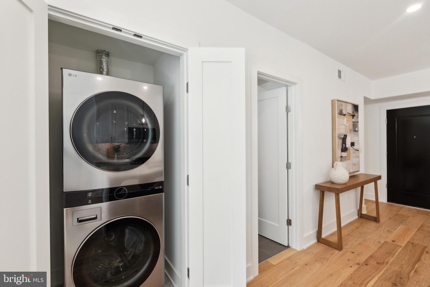 7125 GEORGIA AVENUE NW #2, WASHINGTON, District Of Columbia 20012, 2 Bedrooms Bedrooms, ,2 BathroomsBathrooms,Residential,For sale,7125 GEORGIA AVENUE NW #2,DCDC2198352 MLS # DCDC2198352