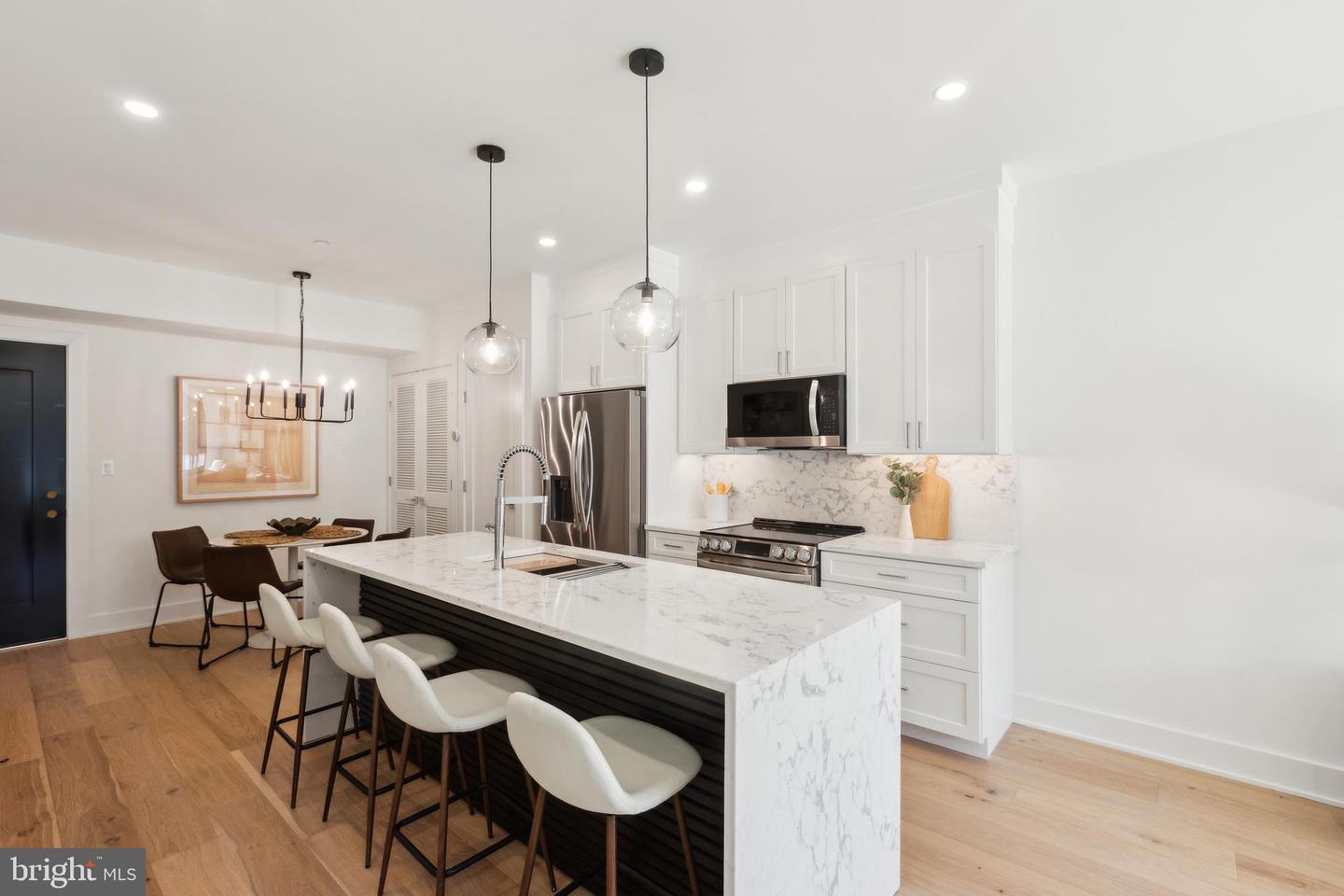 7125 GEORGIA AVENUE NW #2, WASHINGTON, District Of Columbia 20012, 2 Bedrooms Bedrooms, ,2 BathroomsBathrooms,Residential,For sale,7125 GEORGIA AVENUE NW #2,DCDC2198352 MLS # DCDC2198352