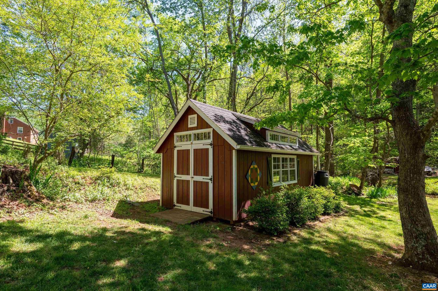 716 WOLF TRAP RD, CHARLOTTESVILLE, Virginia 22911, 3 Bedrooms Bedrooms, ,4 BathroomsBathrooms,Residential,For sale,716 WOLF TRAP RD,663928 MLS # 663928