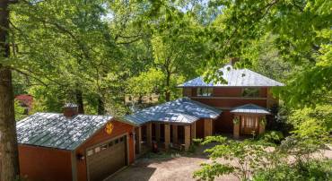 716 WOLF TRAP RD, CHARLOTTESVILLE, Virginia 22911, 3 Bedrooms Bedrooms, ,4 BathroomsBathrooms,Residential,For sale,716 WOLF TRAP RD,663928 MLS # 663928