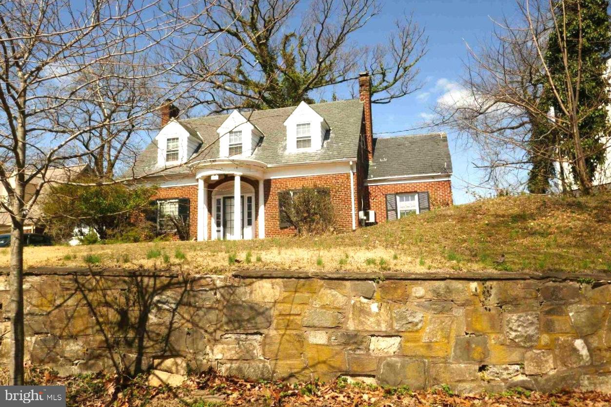 1711 HIGHWOOD PL SE, WASHINGTON, District Of Columbia 20020, 3 Bedrooms Bedrooms, ,3 BathroomsBathrooms,Residential,For sale,1711 HIGHWOOD PL SE,DCDC2198372 MLS # DCDC2198372