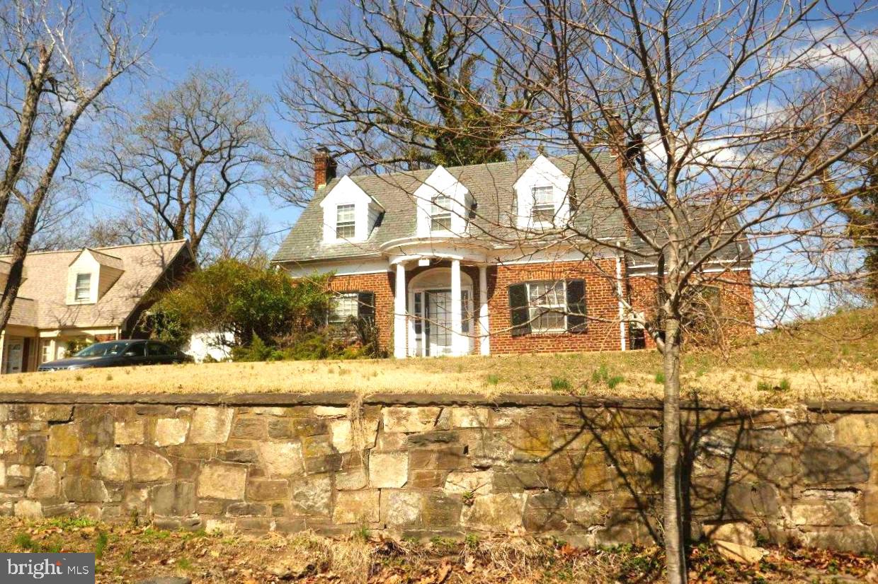1711 HIGHWOOD PL SE, WASHINGTON, District Of Columbia 20020, 3 Bedrooms Bedrooms, ,3 BathroomsBathrooms,Residential,For sale,1711 HIGHWOOD PL SE,DCDC2198372 MLS # DCDC2198372