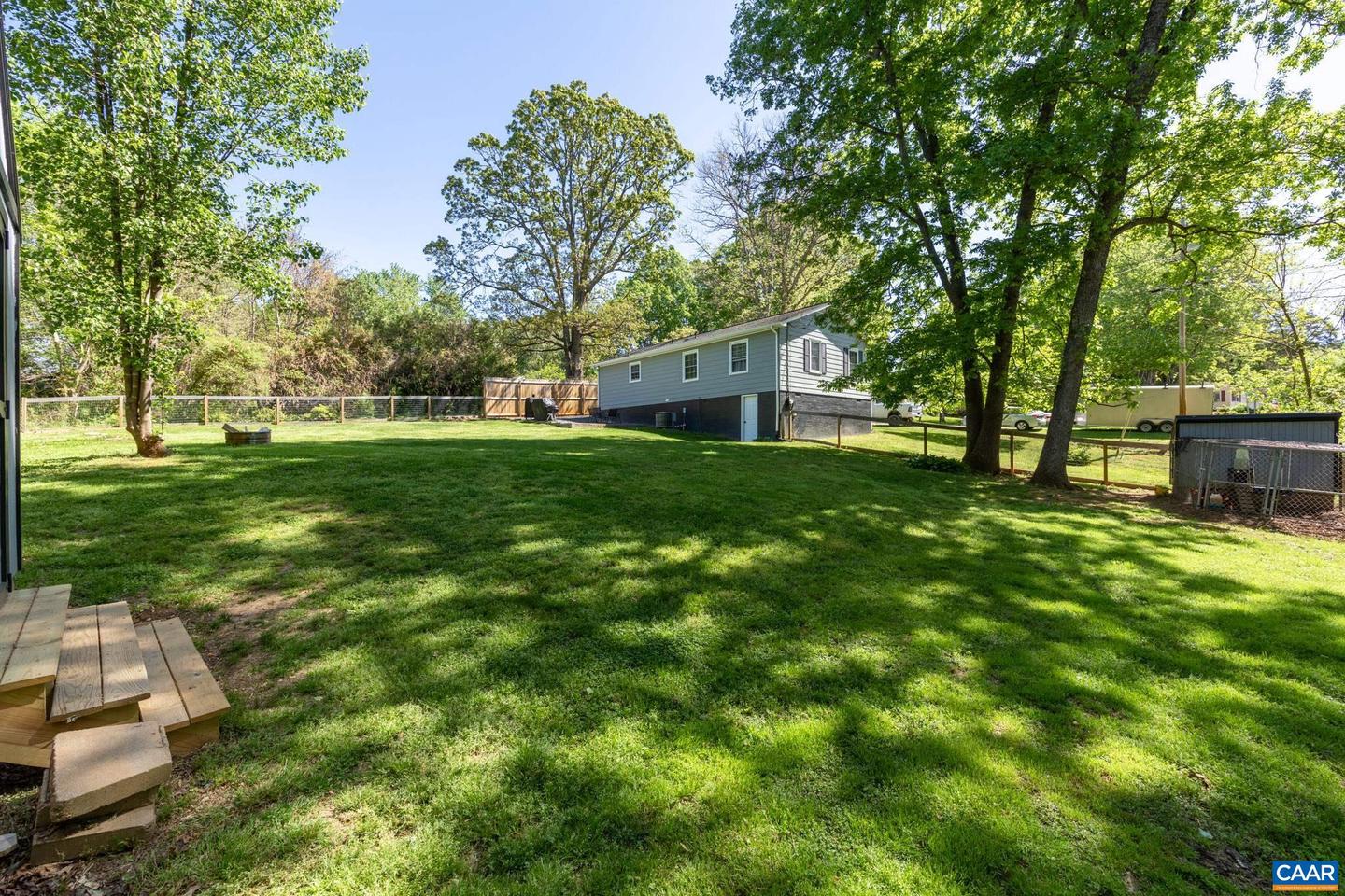 100 HOLMES RUN RD, STANARDSVILLE, Virginia 22973, 4 Bedrooms Bedrooms, ,1 BathroomBathrooms,Residential,For sale,100 HOLMES RUN RD,663933 MLS # 663933