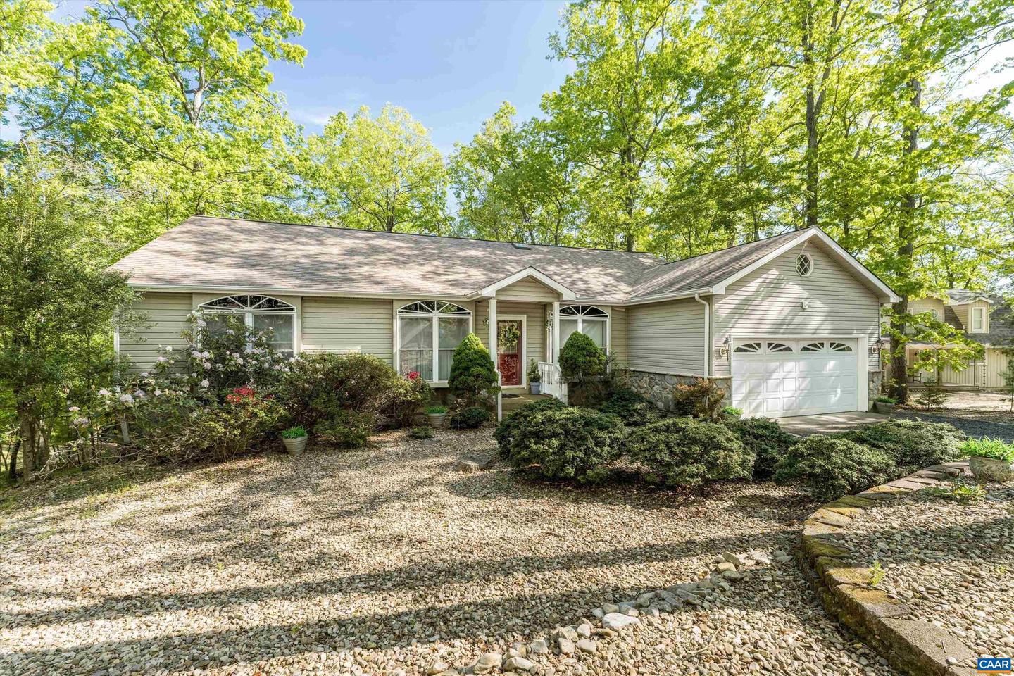 46 MARWOOD DR, PALMYRA, Virginia 22963, 3 Bedrooms Bedrooms, ,3 BathroomsBathrooms,Residential,For sale,46 MARWOOD DR,663934 MLS # 663934