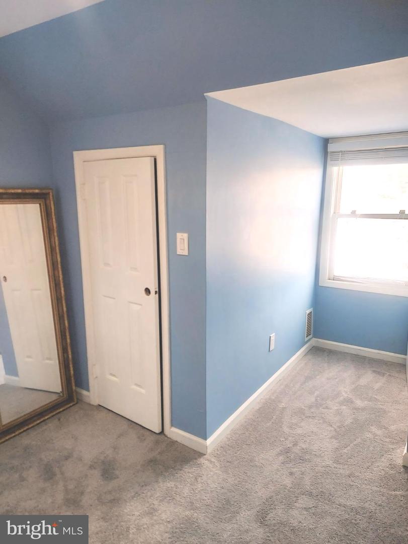 1932 S KENMORE ST, ARLINGTON, Virginia 22204, 6 Bedrooms Bedrooms, ,4 BathroomsBathrooms,Residential,For sale,1932 S KENMORE ST,VAAR2051864 MLS # VAAR2051864
