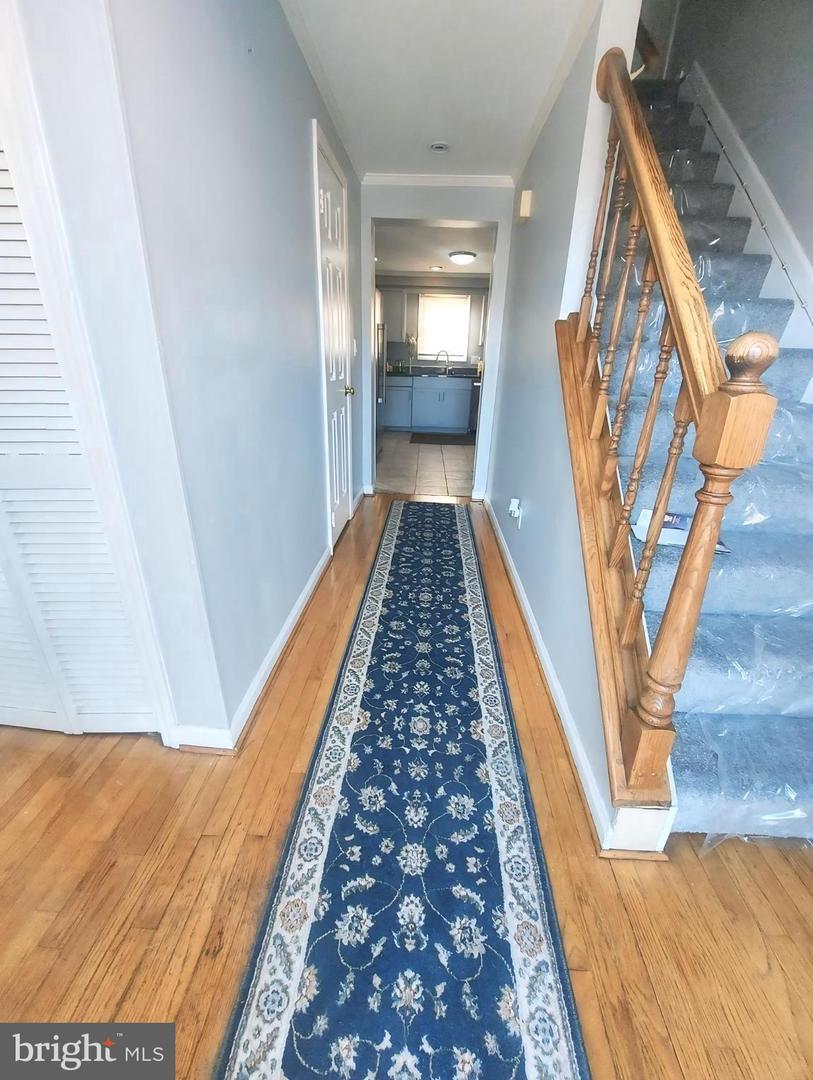 1932 S KENMORE ST, ARLINGTON, Virginia 22204, 6 Bedrooms Bedrooms, ,4 BathroomsBathrooms,Residential,For sale,1932 S KENMORE ST,VAAR2051864 MLS # VAAR2051864