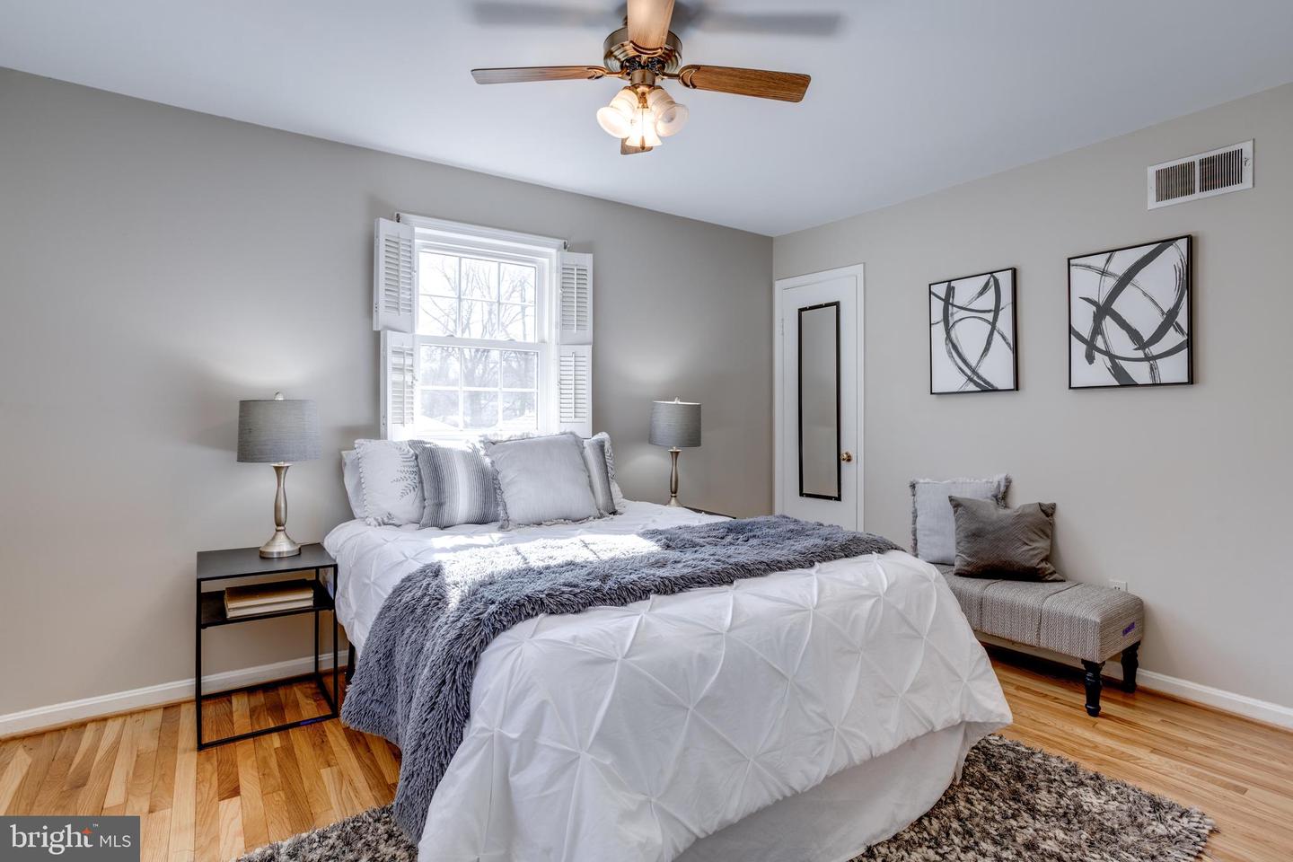 6615 GREY FOX DR, SPRINGFIELD, Virginia 22152, 5 Bedrooms Bedrooms, ,3 BathroomsBathrooms,Residential,For sale,6615 GREY FOX DR,VAFX2218960 MLS # VAFX2218960