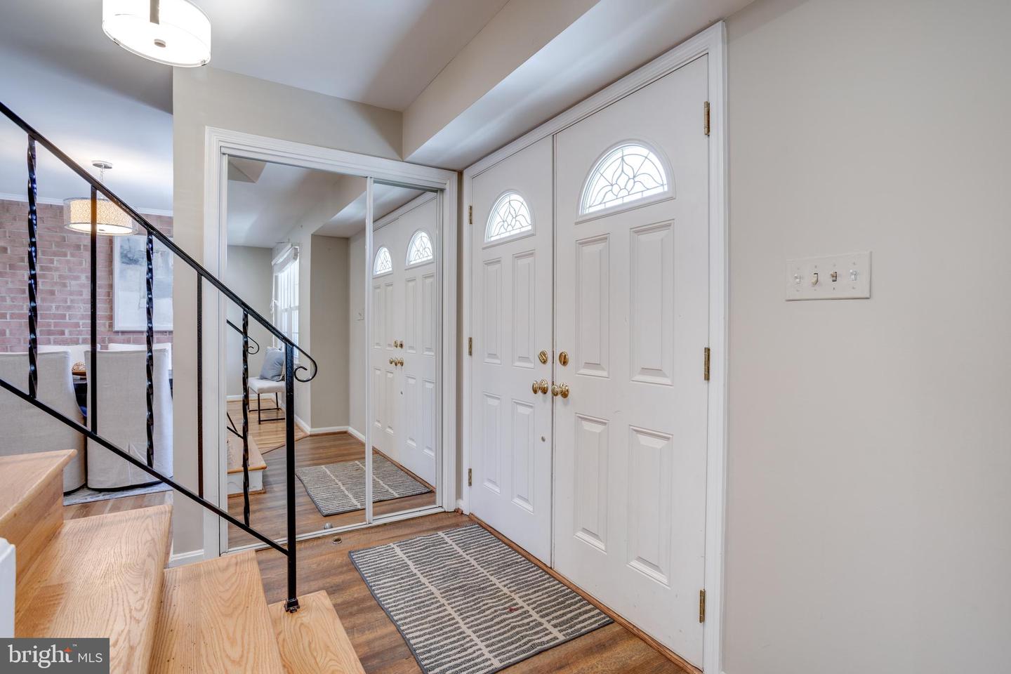 6615 GREY FOX DR, SPRINGFIELD, Virginia 22152, 5 Bedrooms Bedrooms, ,3 BathroomsBathrooms,Residential,For sale,6615 GREY FOX DR,VAFX2218960 MLS # VAFX2218960