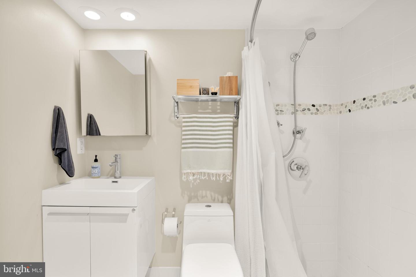 1301 20TH ST NW #507, WASHINGTON, District Of Columbia 20036, 1 Bedroom Bedrooms, ,1 BathroomBathrooms,Residential,For sale,1301 20TH ST NW #507,DCDC2183634 MLS # DCDC2183634