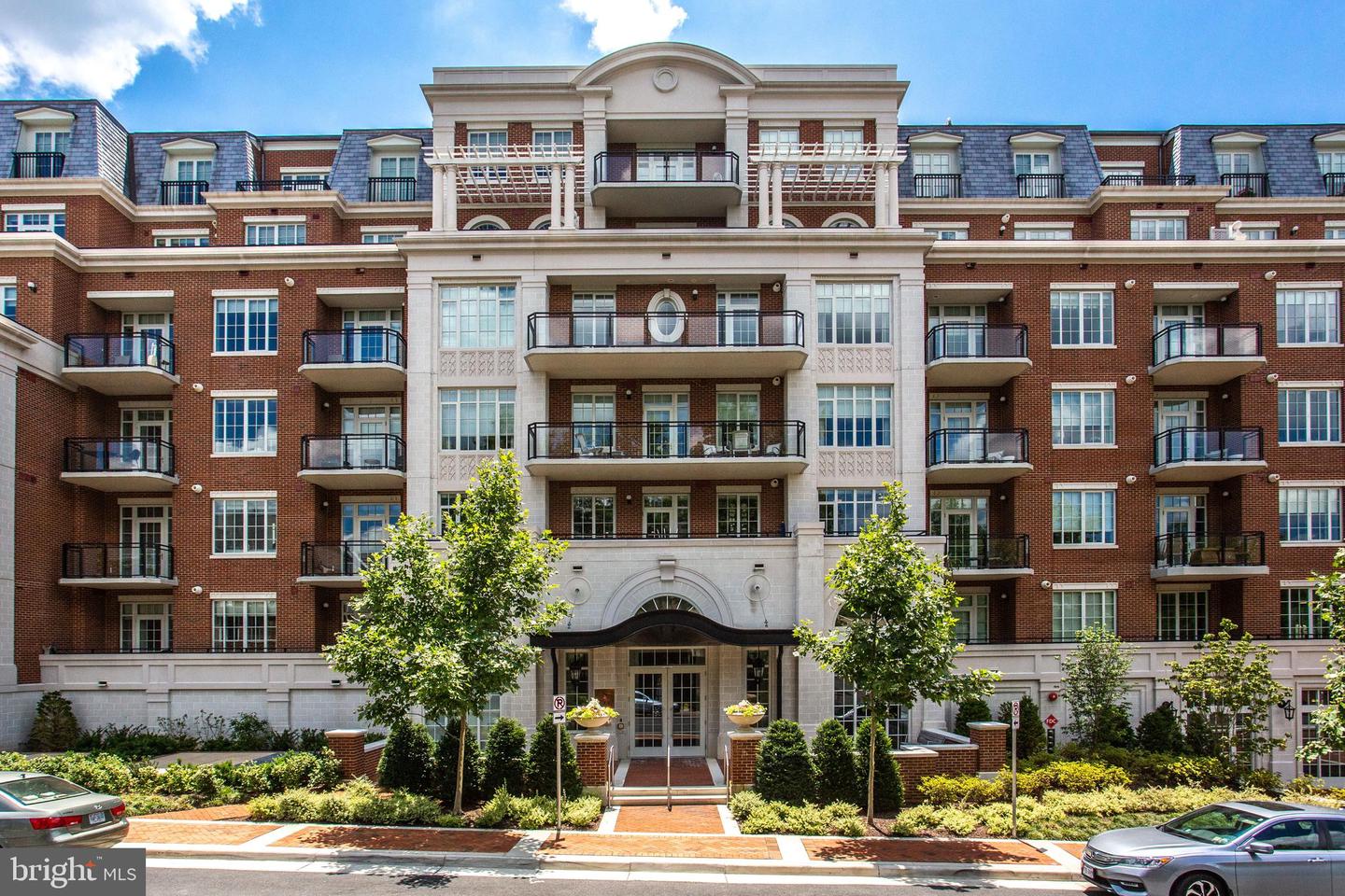6900 FLEETWOOD RD #414, MCLEAN, Virginia 22101, 2 Bedrooms Bedrooms, ,2 BathroomsBathrooms,Residential,For sale,6900 FLEETWOOD RD #414,VAFX2224572 MLS # VAFX2224572