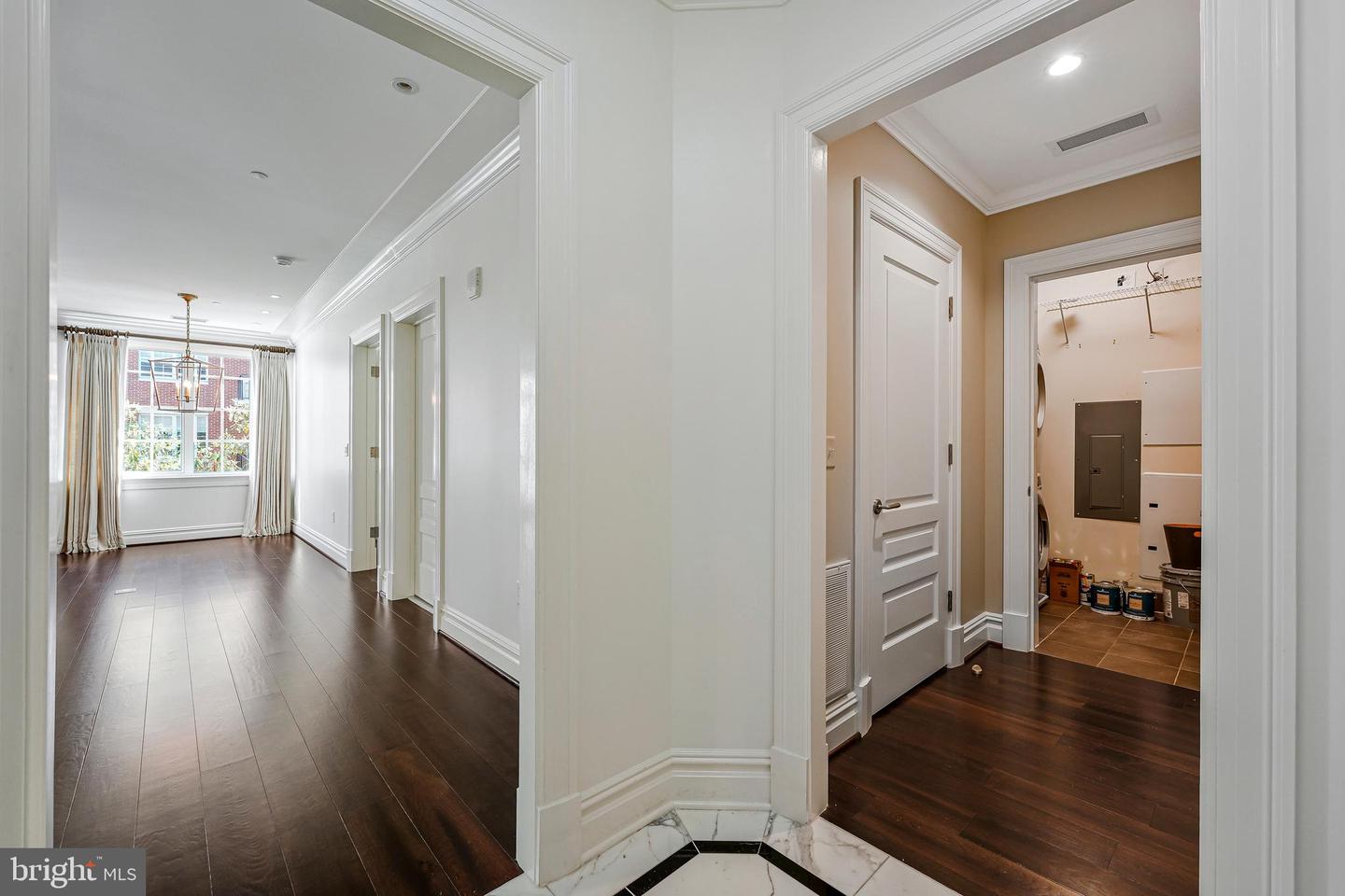 6900 FLEETWOOD RD #414, MCLEAN, Virginia 22101, 2 Bedrooms Bedrooms, ,2 BathroomsBathrooms,Residential,For sale,6900 FLEETWOOD RD #414,VAFX2224572 MLS # VAFX2224572