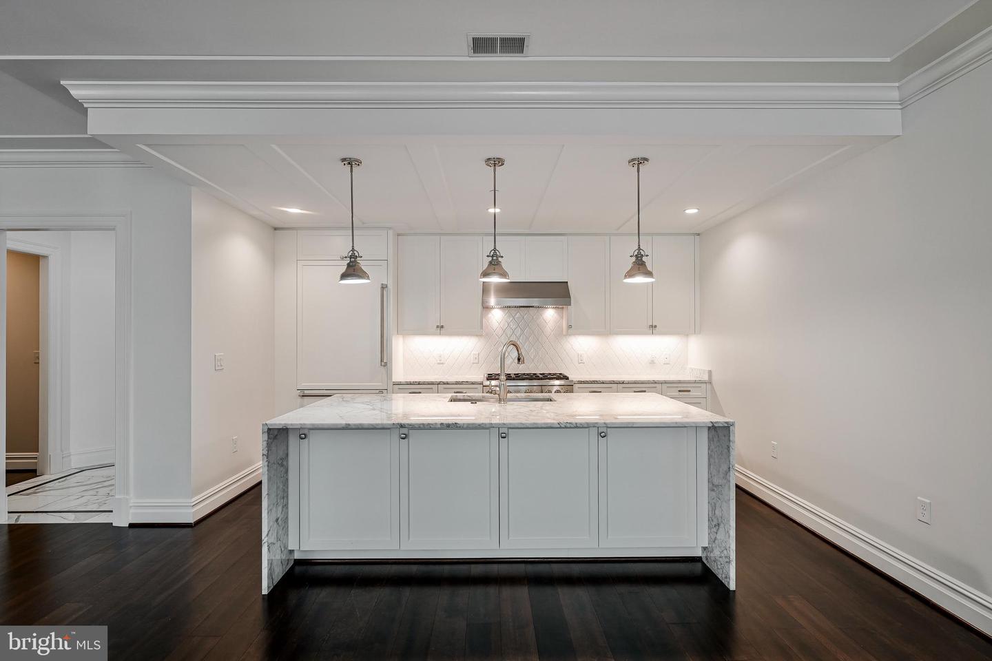 6900 FLEETWOOD RD #414, MCLEAN, Virginia 22101, 2 Bedrooms Bedrooms, ,2 BathroomsBathrooms,Residential,For sale,6900 FLEETWOOD RD #414,VAFX2224572 MLS # VAFX2224572