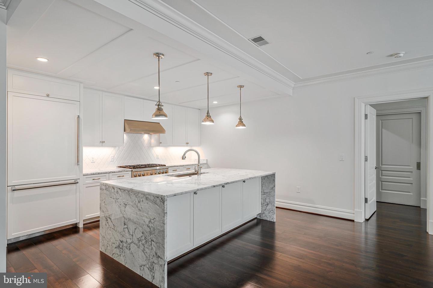 6900 FLEETWOOD RD #414, MCLEAN, Virginia 22101, 2 Bedrooms Bedrooms, ,2 BathroomsBathrooms,Residential,For sale,6900 FLEETWOOD RD #414,VAFX2224572 MLS # VAFX2224572